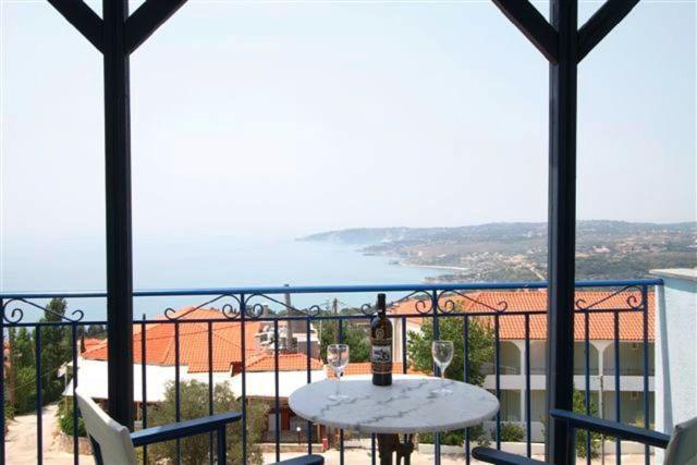 Sirines Aparthotel Vlachata Bilik gambar
