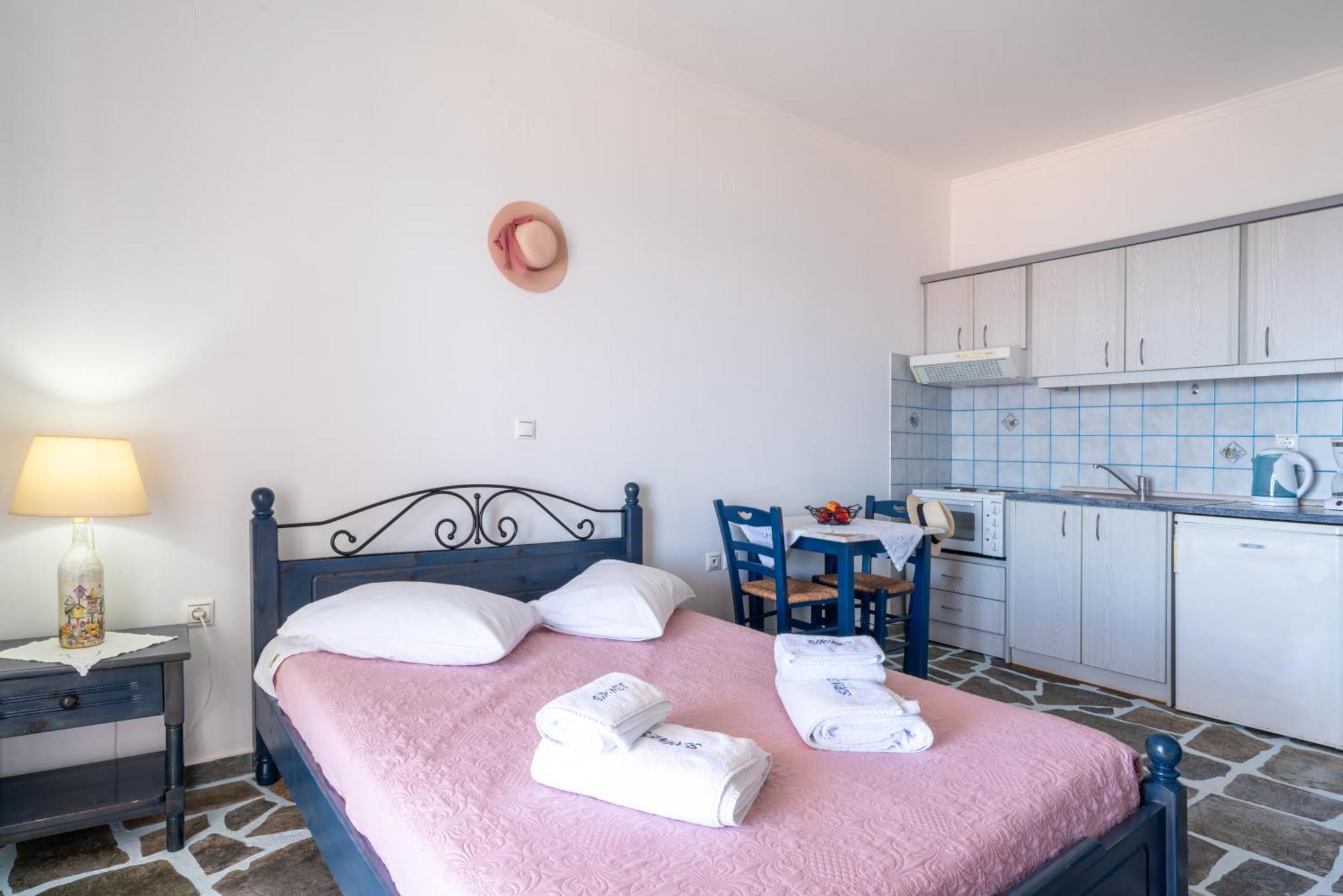 Sirines Aparthotel Vlachata Luaran gambar